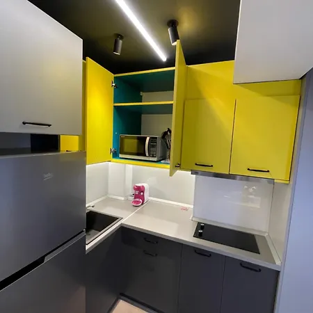 Studiokris * Boekarest